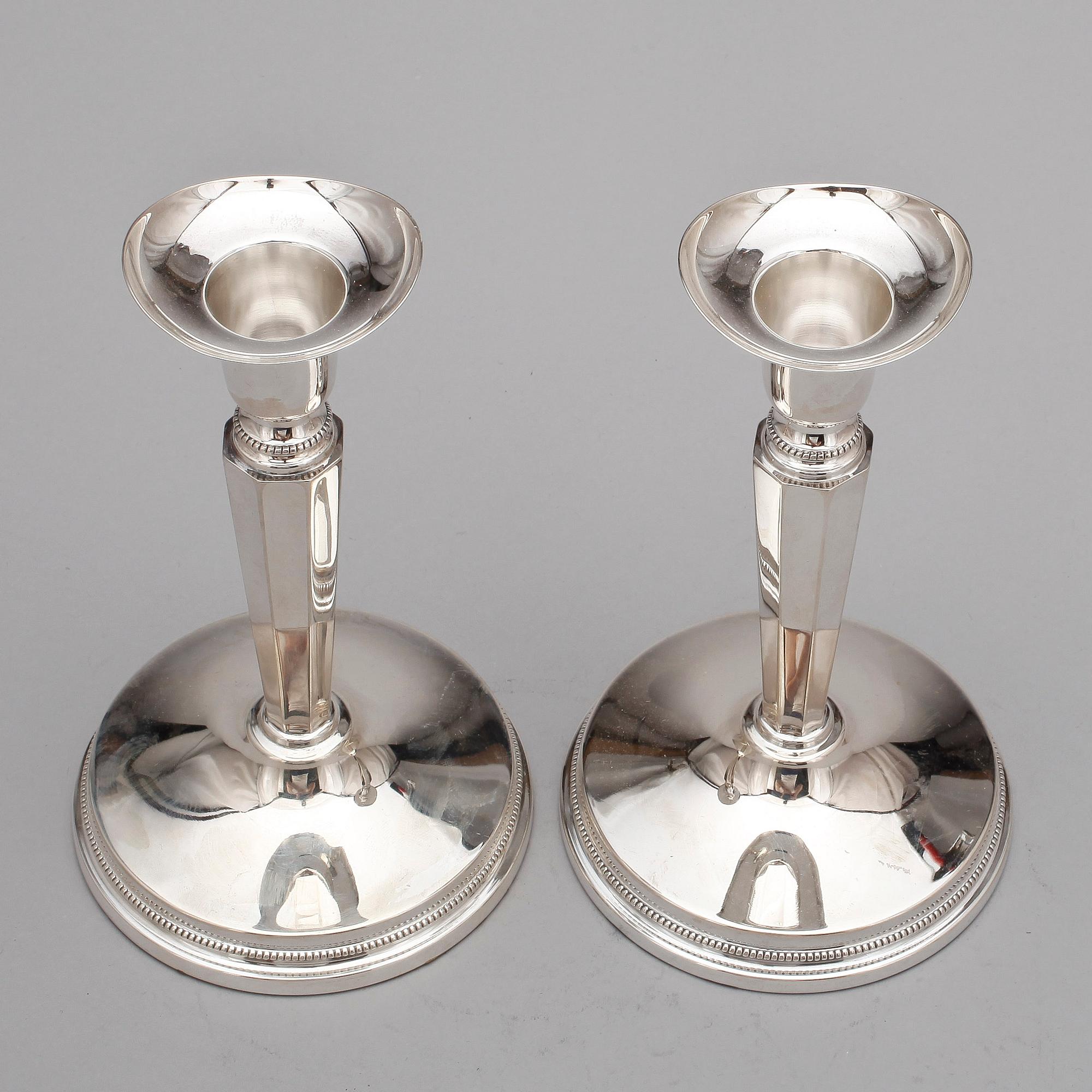 LJUSSTAKAR, ett par, silver, KG Markströms, Uppsala, 1957.