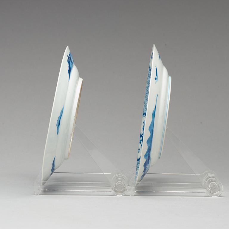 Two blue and white dishes, Qing dynasty, Kangxi (1662-1722).