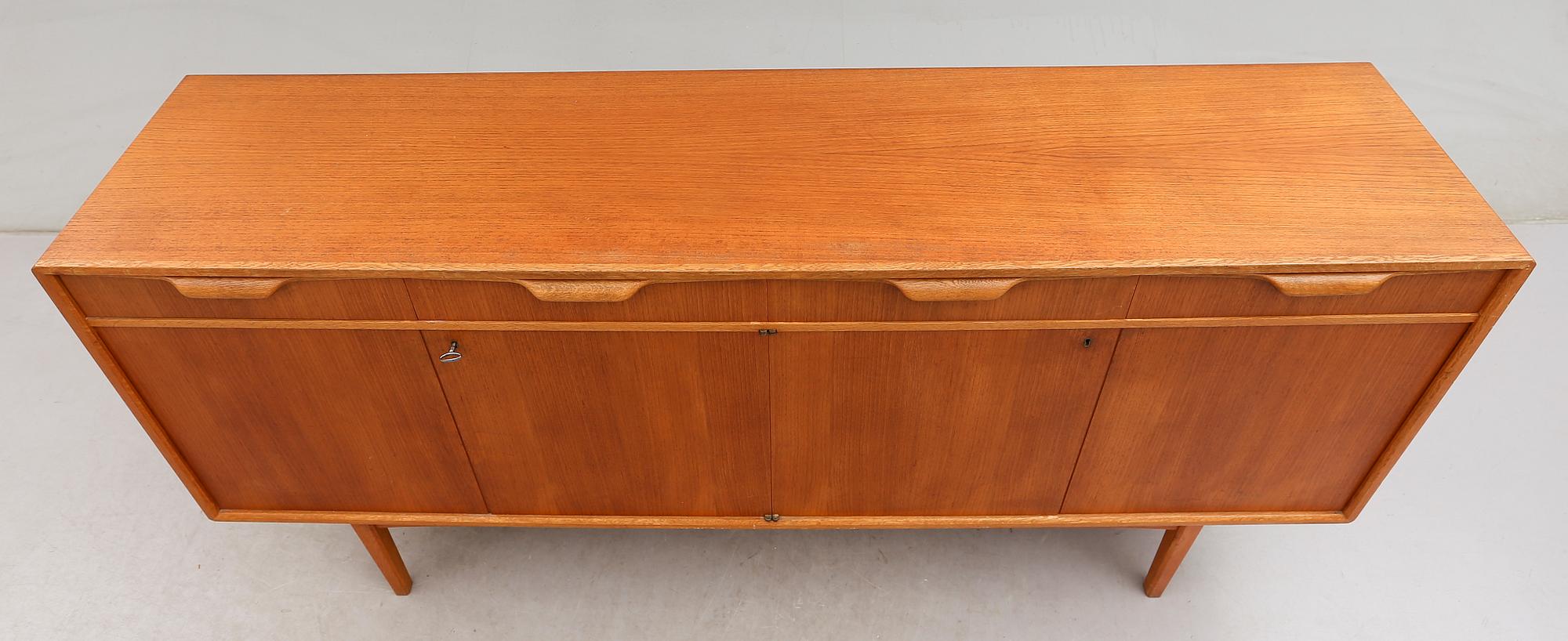 SIDEBOARD, Bertil Fridhagen, Bodafors, 1960-tal.