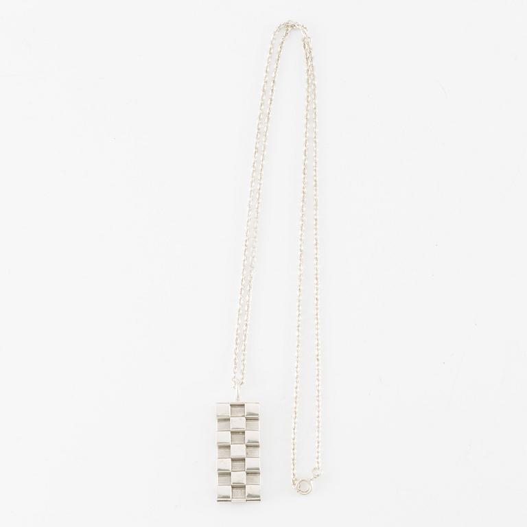 Elis Kauppi, hänge, silver, med kedja.