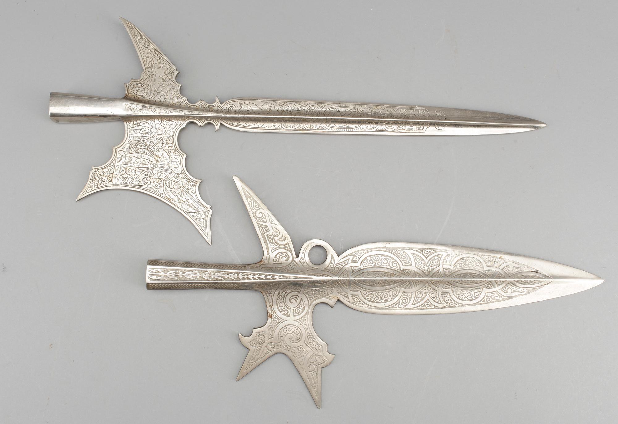 HILLEBARD, 2 st, 1900-talets första hälft.