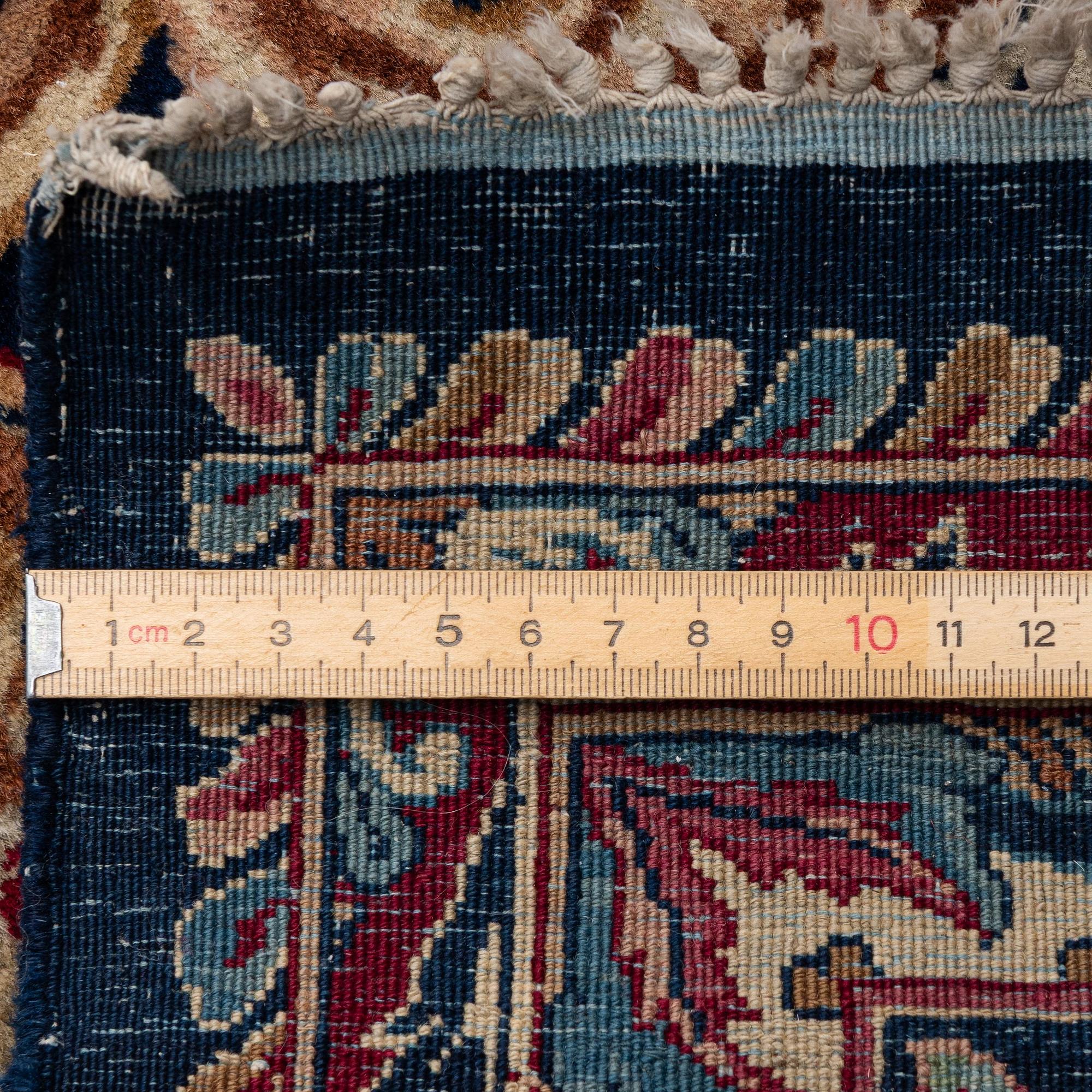 Matta, semiantik Kirman, Södra Persien, ca  592 x 388 cm.