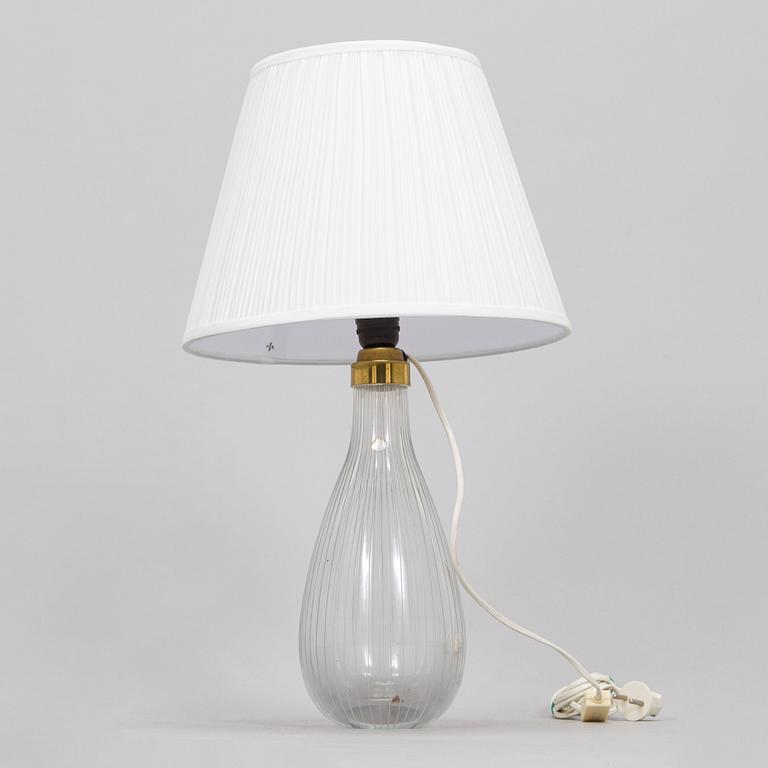 Gunnel Nyman, A table lamp, Nuutajärvi Notsjö. Designed in 1948.