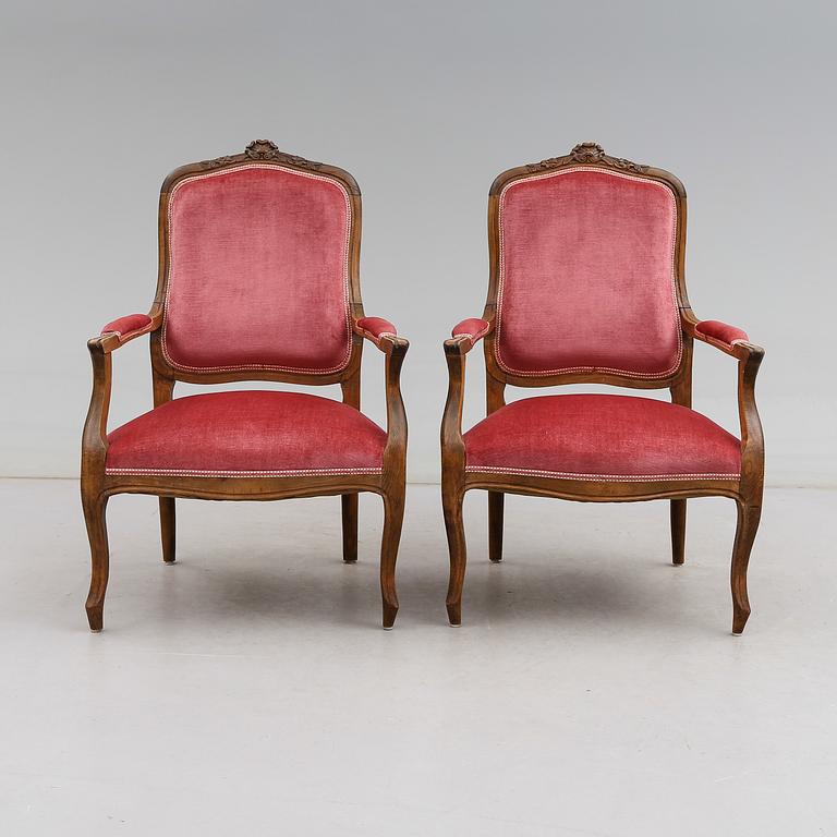 KARMSTOLAR, 1 par, rokokostil, 1900-talets första hälft.