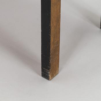 Alvar Aalto, sidobord, modell 87,  O.Y. Huonekalu- ja Rakennustyötehdas A.B. 1930/1940-tal.