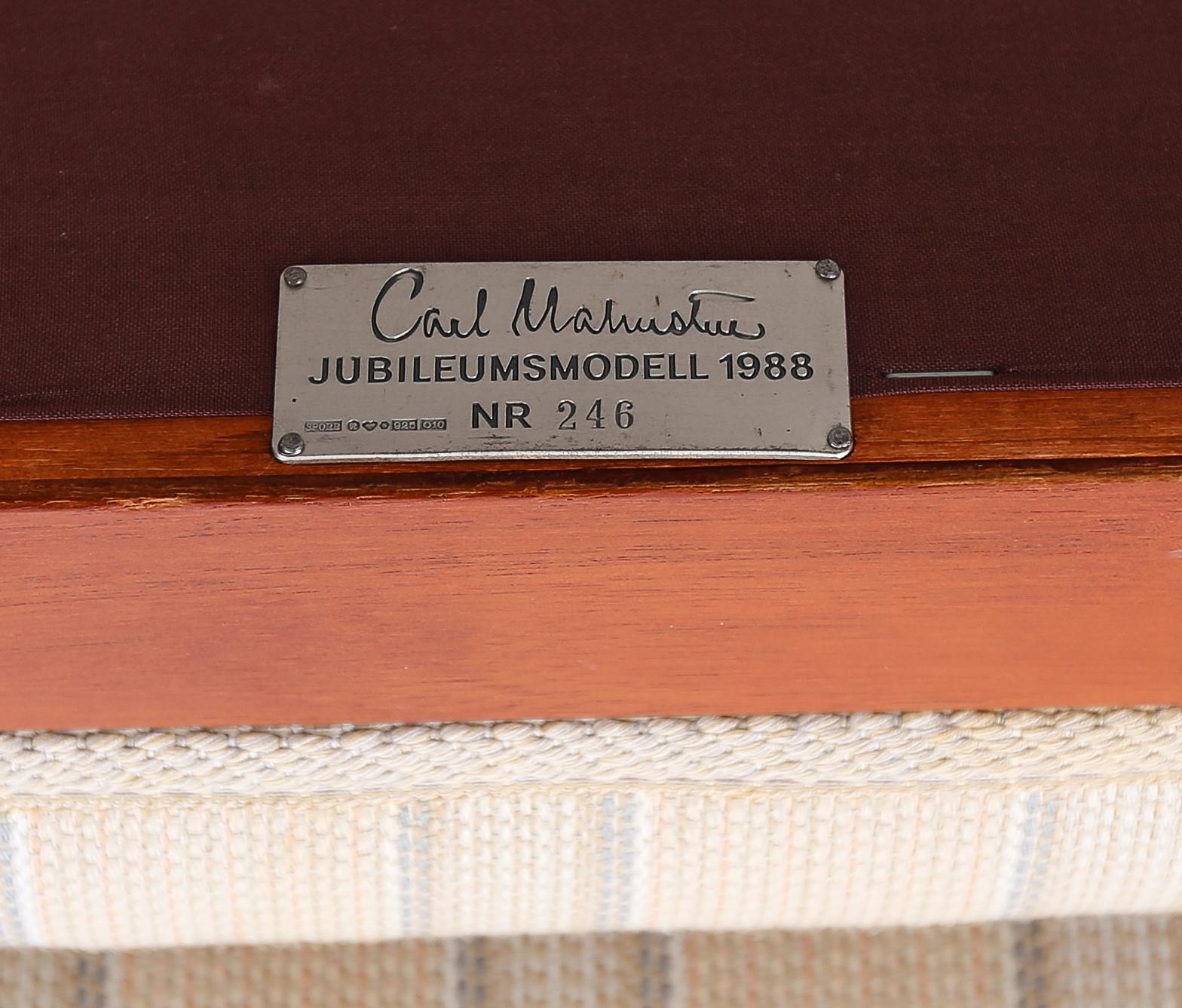 FÅTÖLJ, "Husfadern", Carl Malmsten, Jubileumsmodell 1988, nr 246, AB O.H Sjögren, 1900-talets andra hälft.