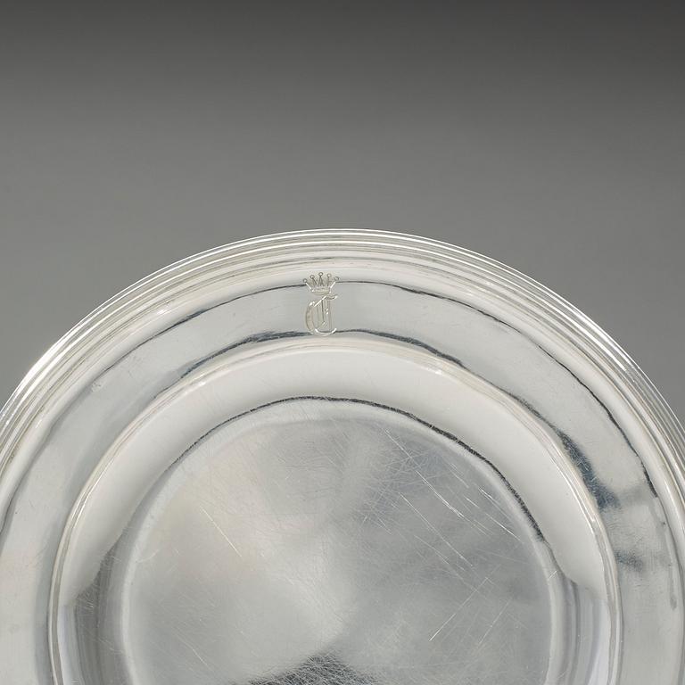 A set of 12 Swedish 19th century silver plates, Christian Hammer and Gustaf Möllenborg, Stockholm 1864-1875 (9+3).