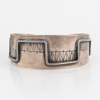 CLAËS E. GIERTTA, armring, silver, Stockholm, 1958.