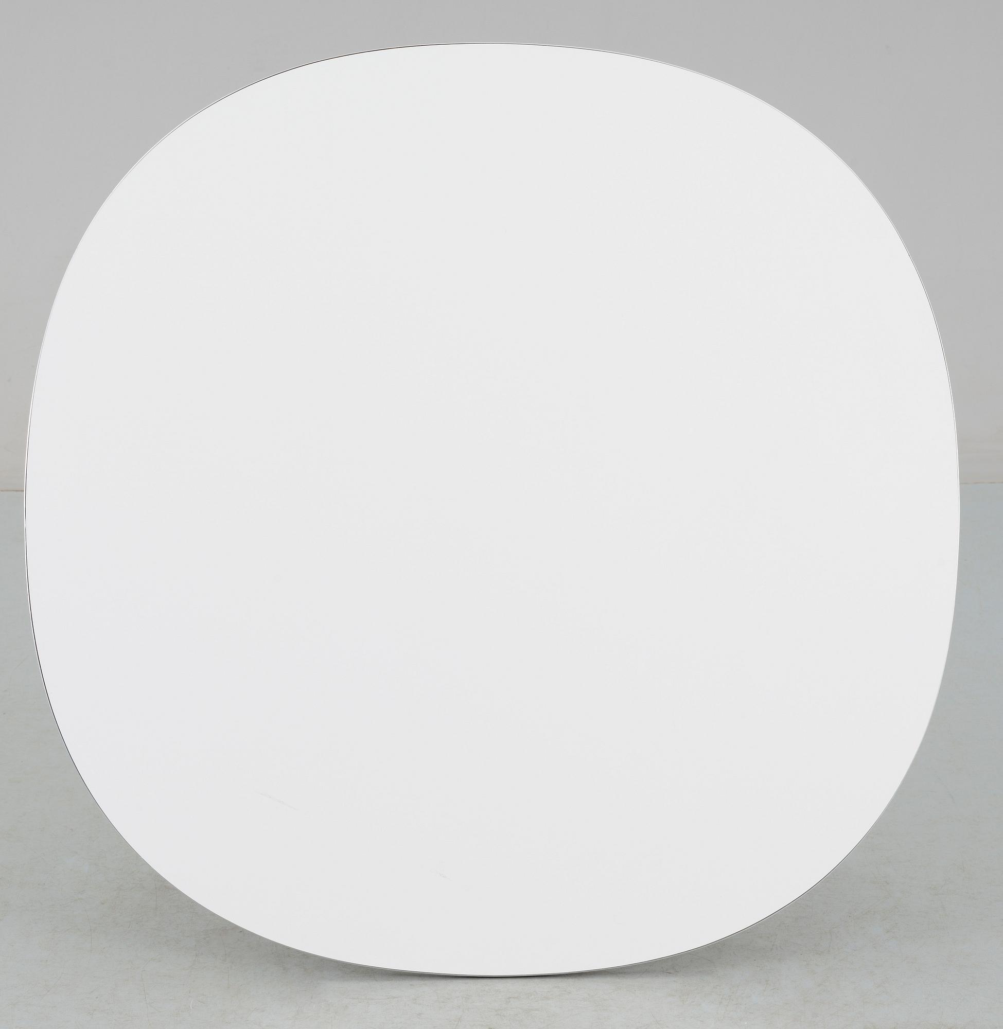 BORD, Superellips. Piet Hein och Bruno Mathsson för Fritz Hansen, 1987.