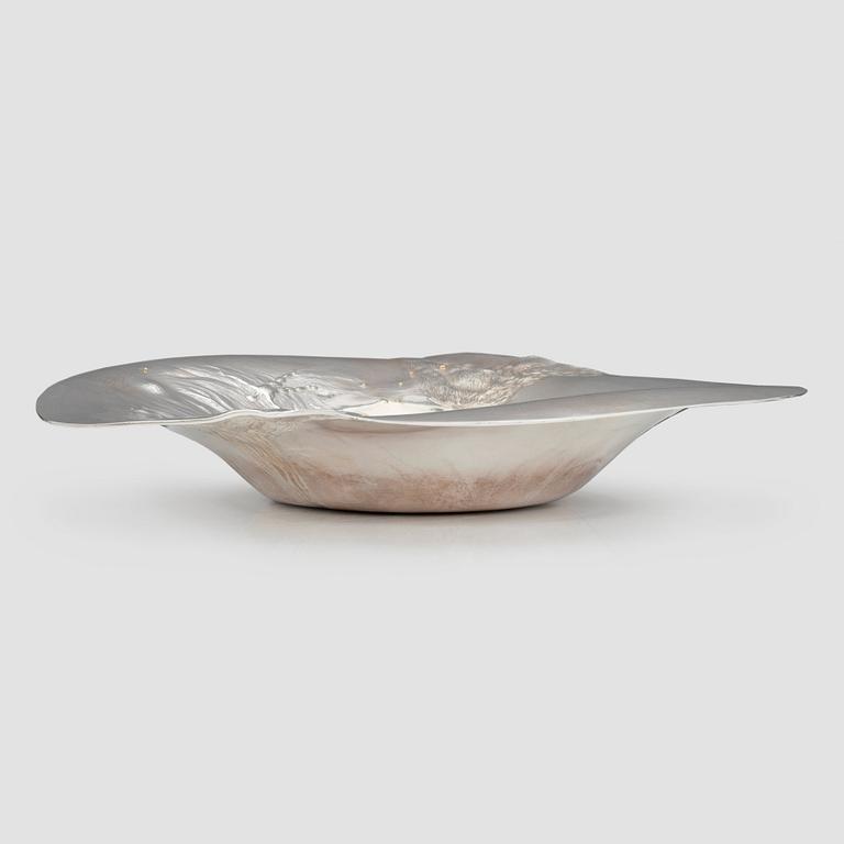 Olle Ohlsson, a sterling silver dish, Stockholm 1981.