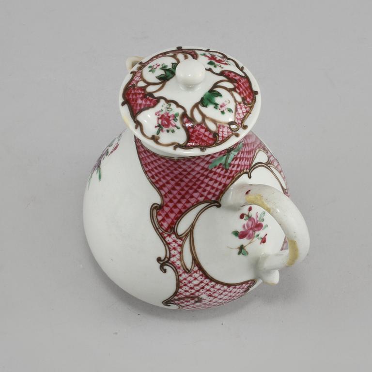 KANNA, porslin, Kina, 1700-tal.