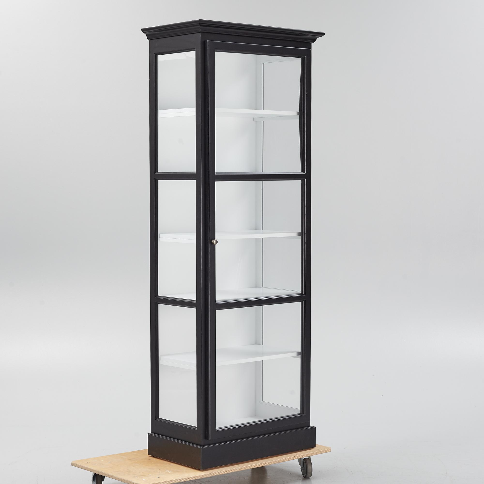 Vitrinskåp, "V1", Lindebjerg Design.