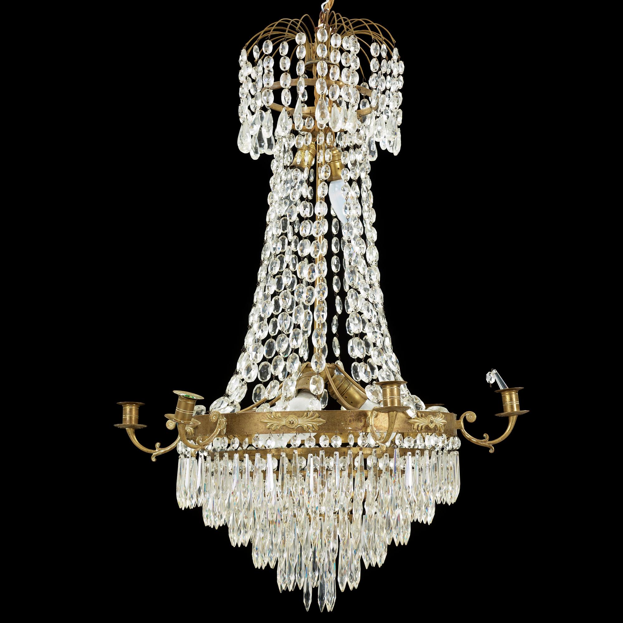 LJUSKRONA, empirestil, 1900-talets första hälft. Höjd 85 cm.