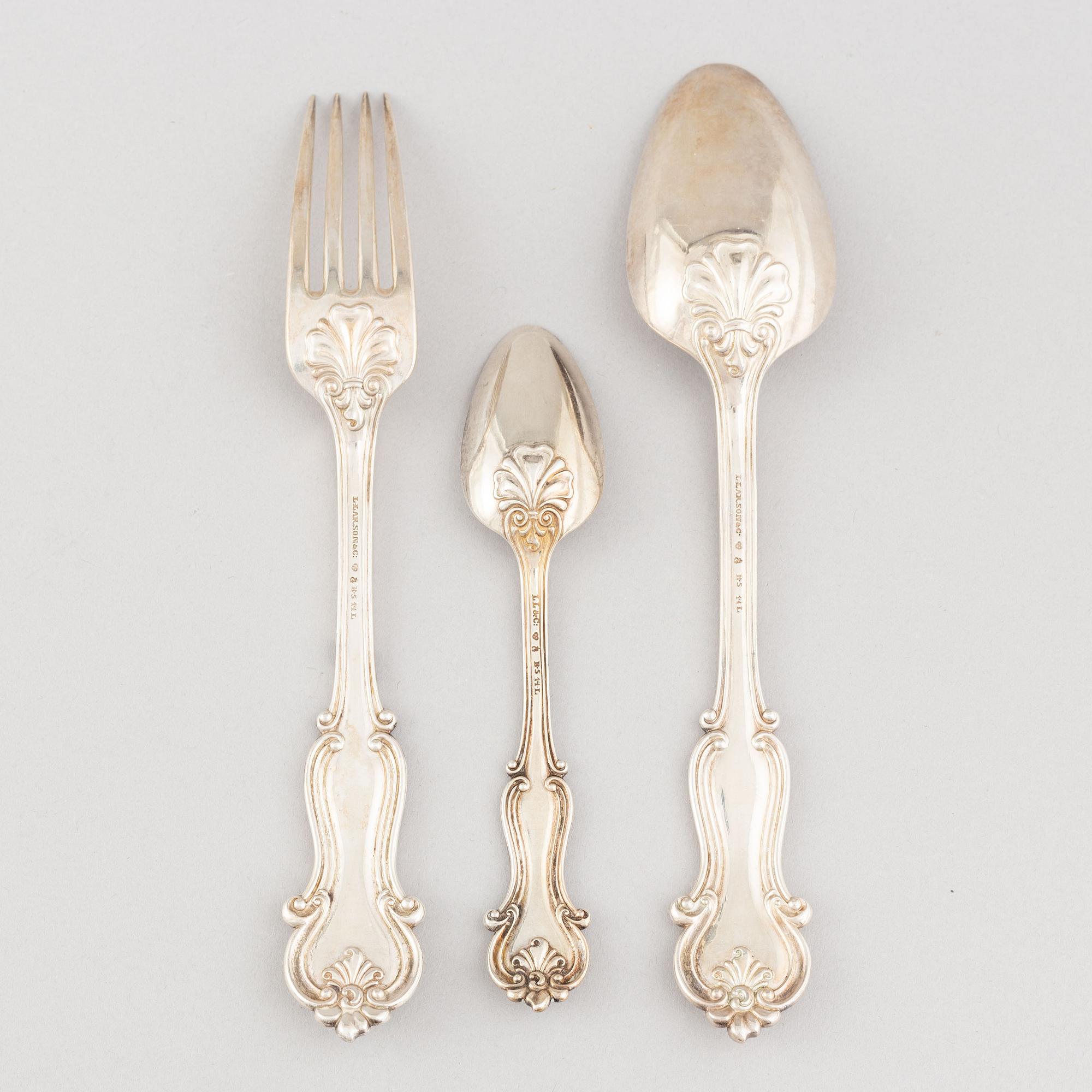 A 15 piece silver cutlery set, L-Larson & Co, Gothenburg, 1856.