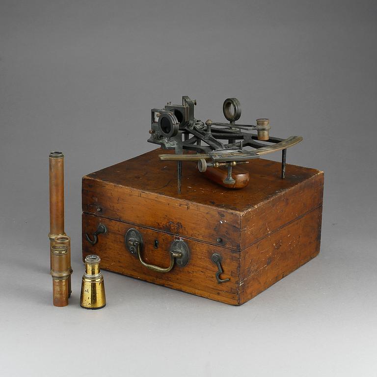 SEXTANT i SCHATULL, Reynolds & son Ltd, London, omkring 1900.