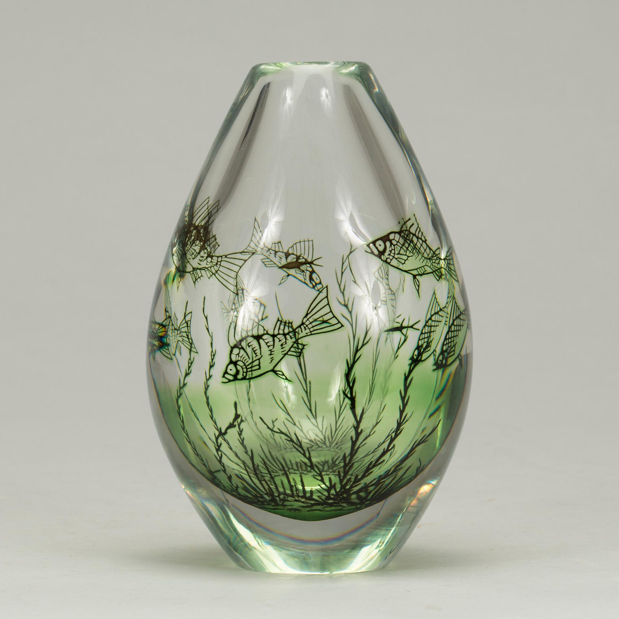 VAS, glas, graal, Edward Hald, Orrefors, signerad och numrerad 226-E8.