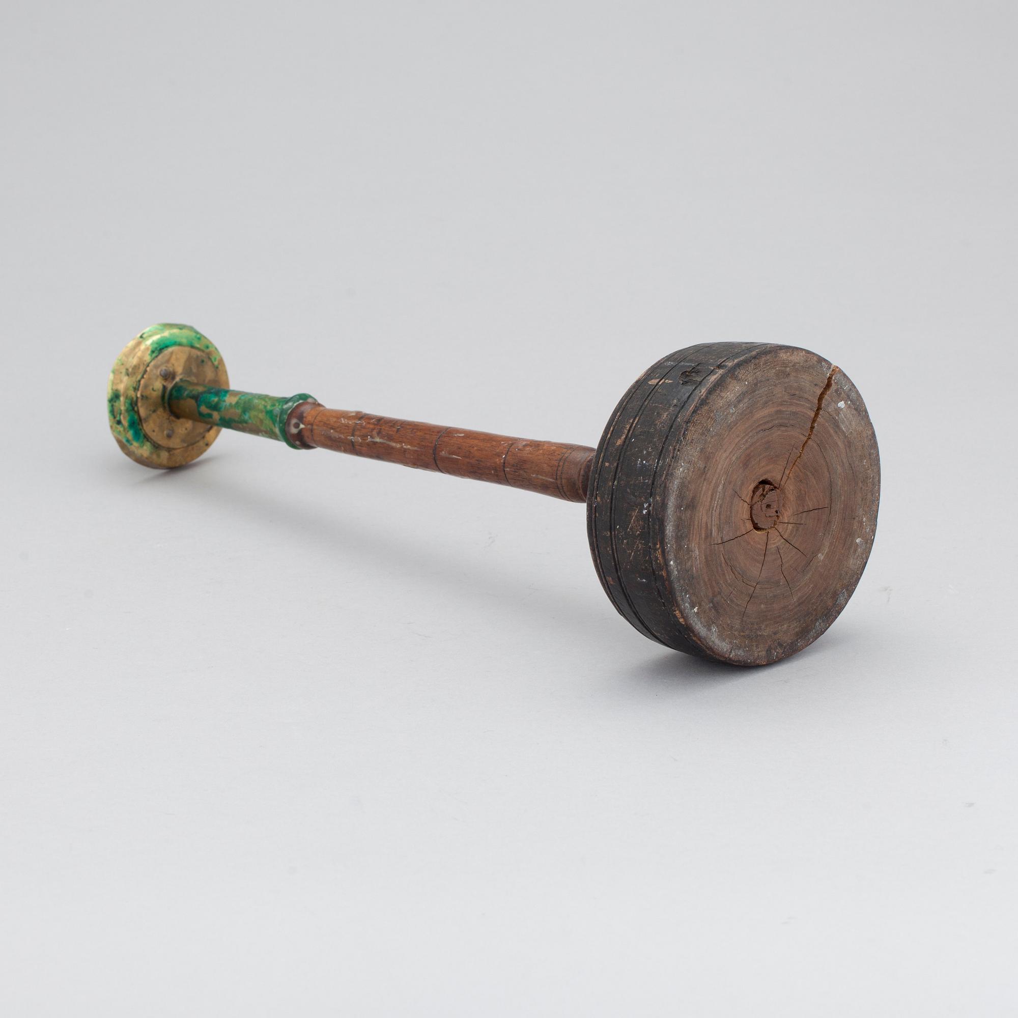 LJUSSTAKE, trä, mässing, 1800-tal.
