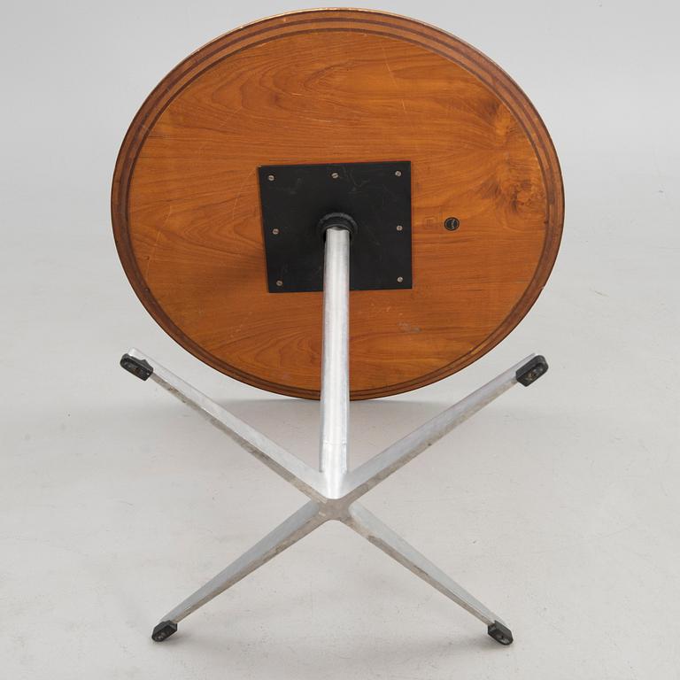 FREDRICK SIECK, table and chairs 1163 for Fritz Hansen, Denmark 1960s/1970s.