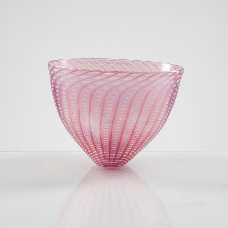 VASER 3 st, glas. "Minos", Bertil Vallien, Kosta Boda, 1990-tal.
