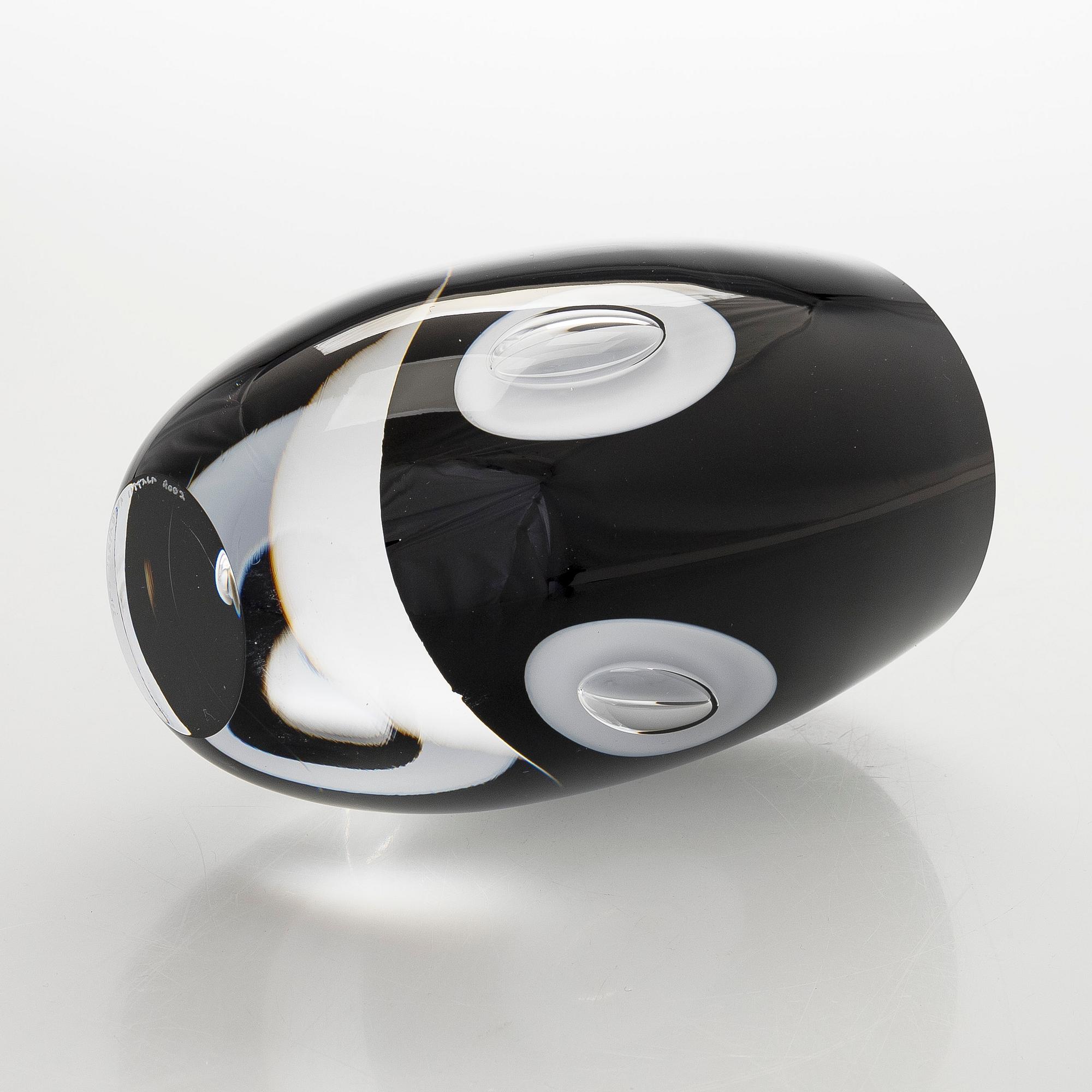 Timo Sarpaneva, a 'Claritas' glass sculpture, signed Timo Sarpaneva Iittala 2002.