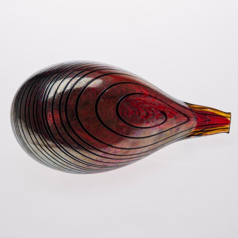 FIGURIN, glas, signerad O. Toikka Nuutajärvi.