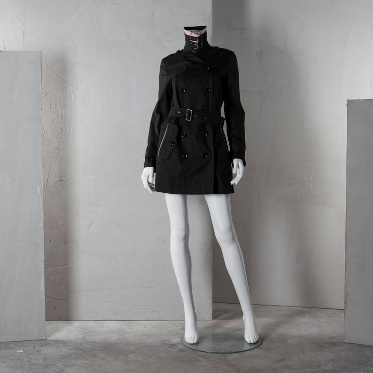 KAPPA, Burberry, storlek 36.