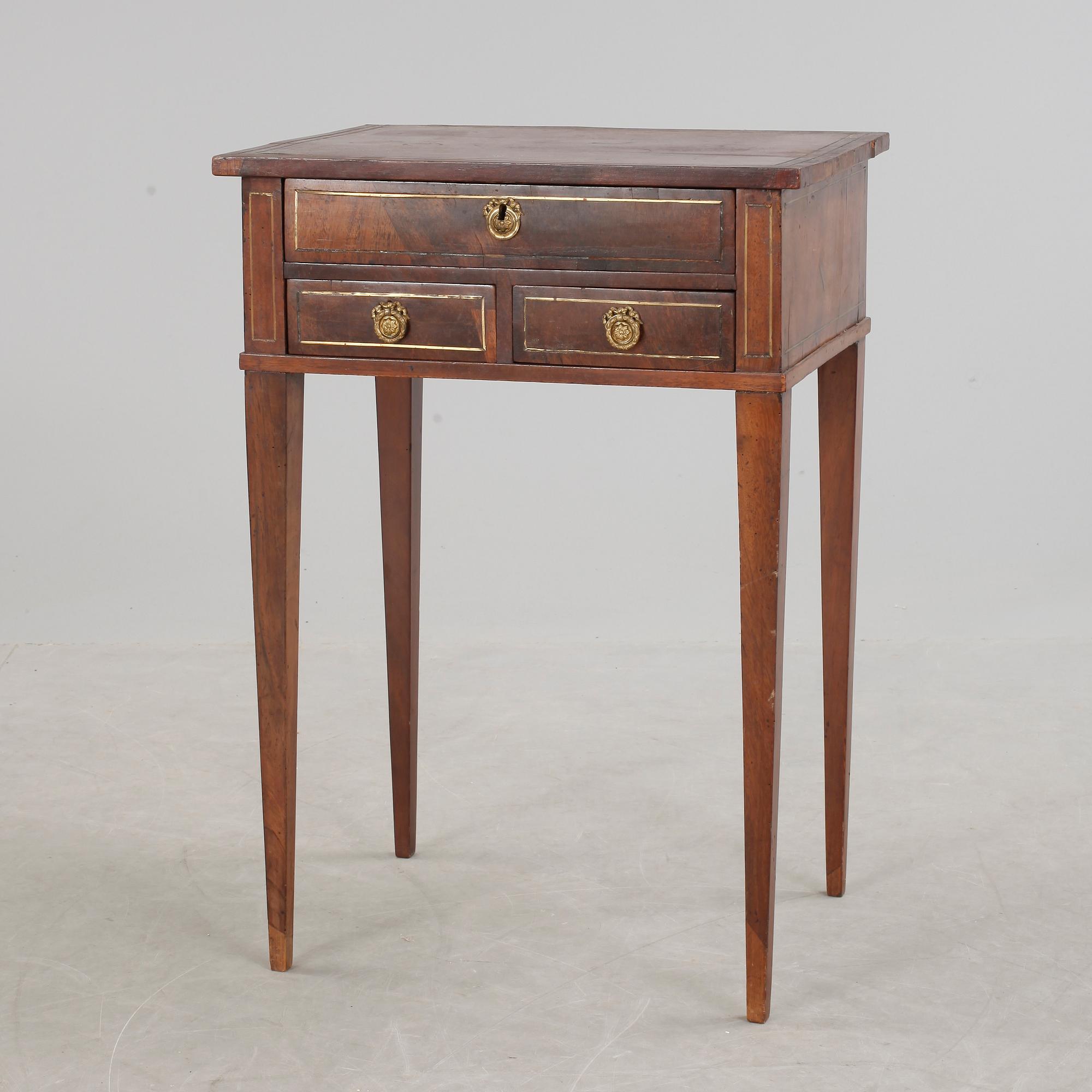 BORD, sengustaviansk, 1800-tal.