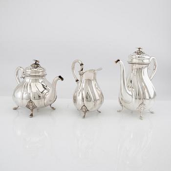 Coffee and tea set 3 pieces silver Denmark 1942 total weight 1674 grams.