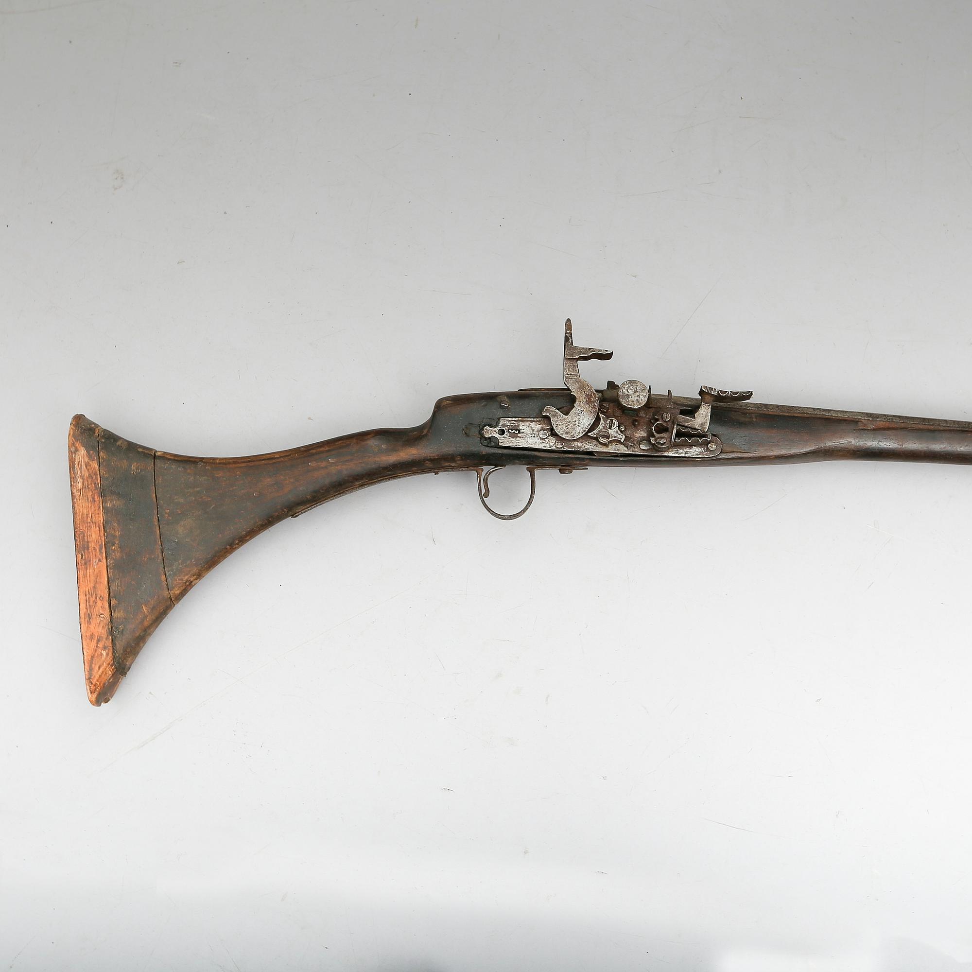 KABYLBÖSSA, flintlås, Nordafrika, möjligen 1800-tal.