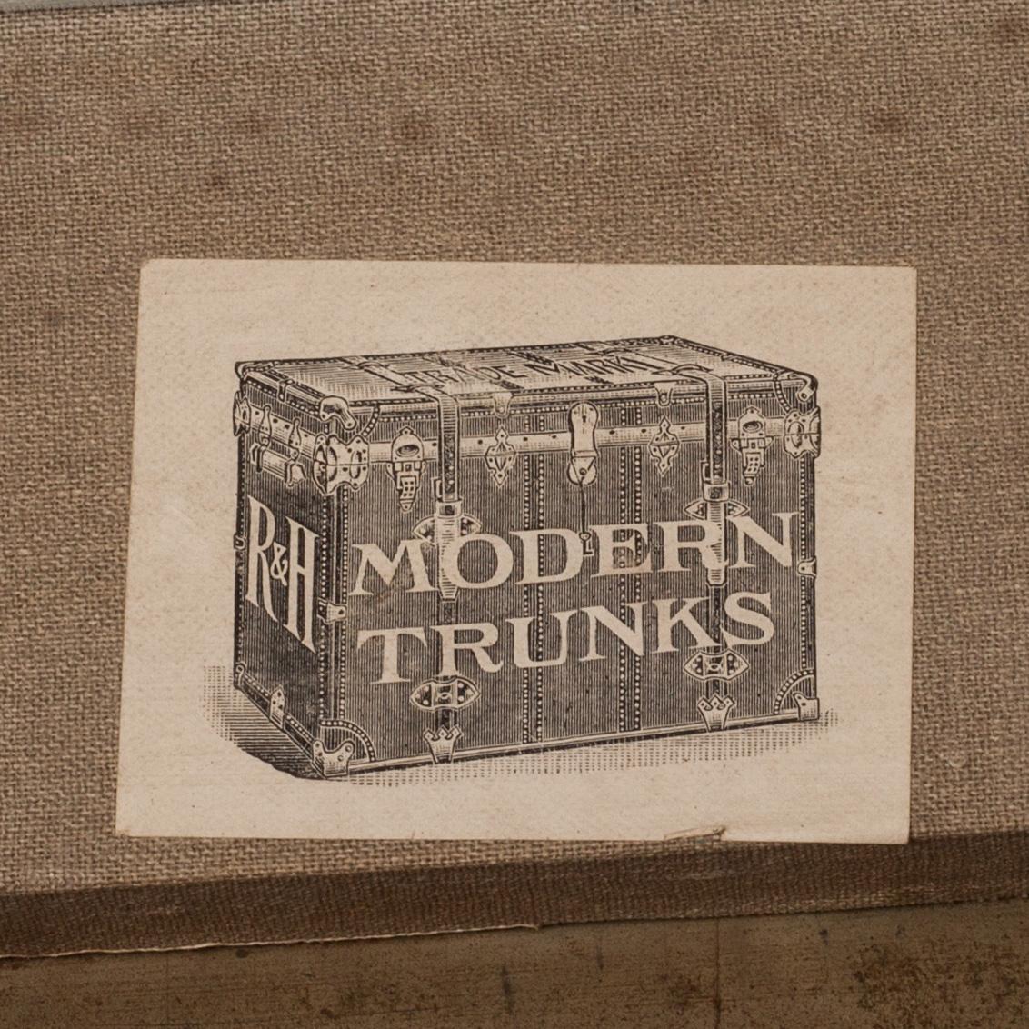 KOFFERT, 1900-talets första hälft.