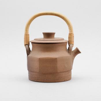 TEKANNA, stengods, Signe Persson-Melin, signerad och daterad 1968.