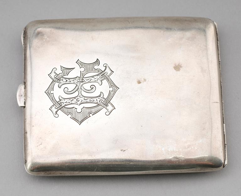 CIGARETTETUI, Louis Kuppenheim, Pforzheim, silver, Tyskland, omkring år 1900.