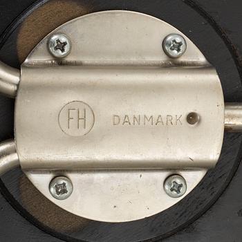 ARNE JACOBSEN, a set of two plus one chairs.