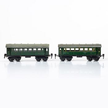 Märklin, Locomotives, carriages and accessories, first half of the 20th century.