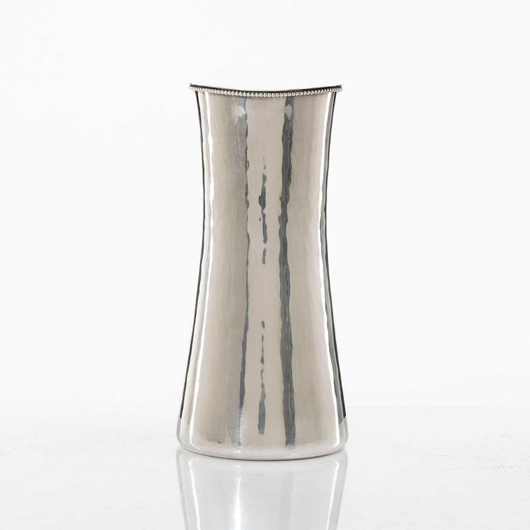 Eric Löfman, A Swedish silver vase, Company MGAB, Upsala 1976.