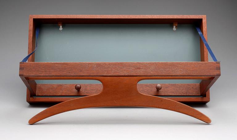 VÄGGHÄNGARE, Adam Hoff & Poul Östergaard för Virum Möbelsnedkeri, Danmark, 1950-60-tal.