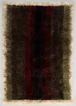 Uhra-Beata Simberg-Ehrström, A Finnish long pile ryijy rug. Circa 177 x 117 cm.