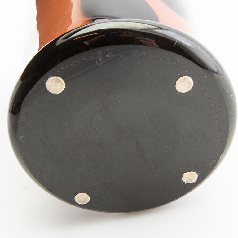 Anne Nilsson, a vase, Orrefors, 1988.