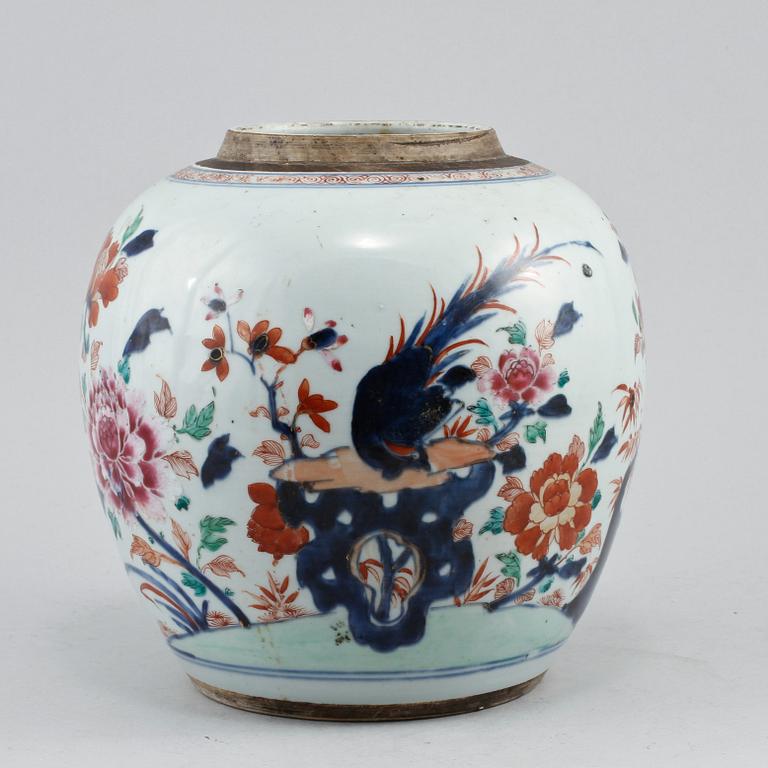 BOJAN, porslin, Kina, 1700-tal.
