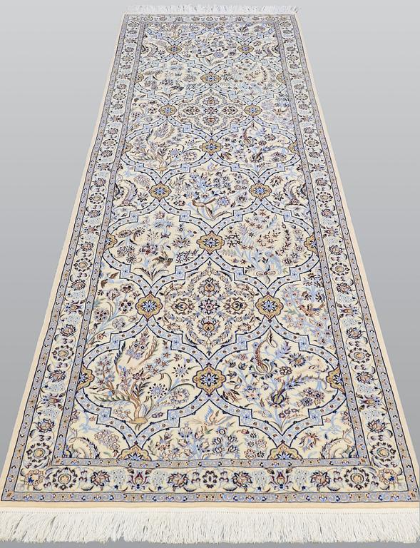 A runner, Figural Nain part silk so called 6LAA, ca 303 x 100 cm.