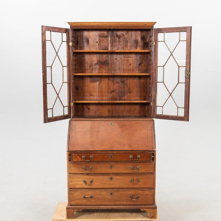 Writing cabinet, England, first half of the 19th century.