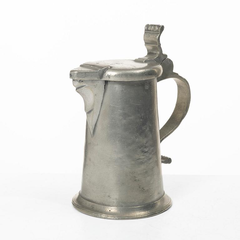 Target vessel, 1 Quarter. Eric Pettersson Krietz, Stockholm 1782. Crowned by Zakarias Plantin.