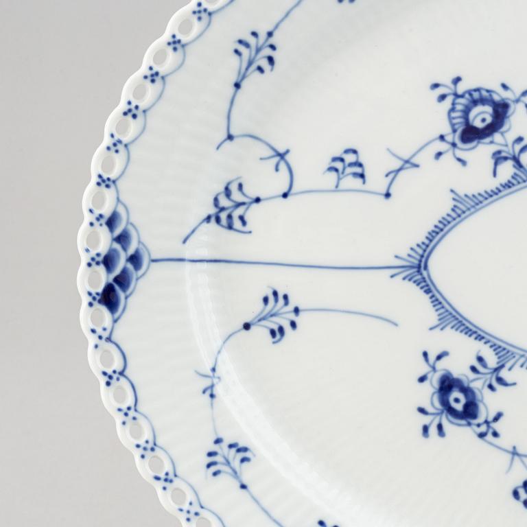 Royal Copenhagen,  a '1148' 'Musselmalet Full Lace' porcelain serving plate, Denmark.