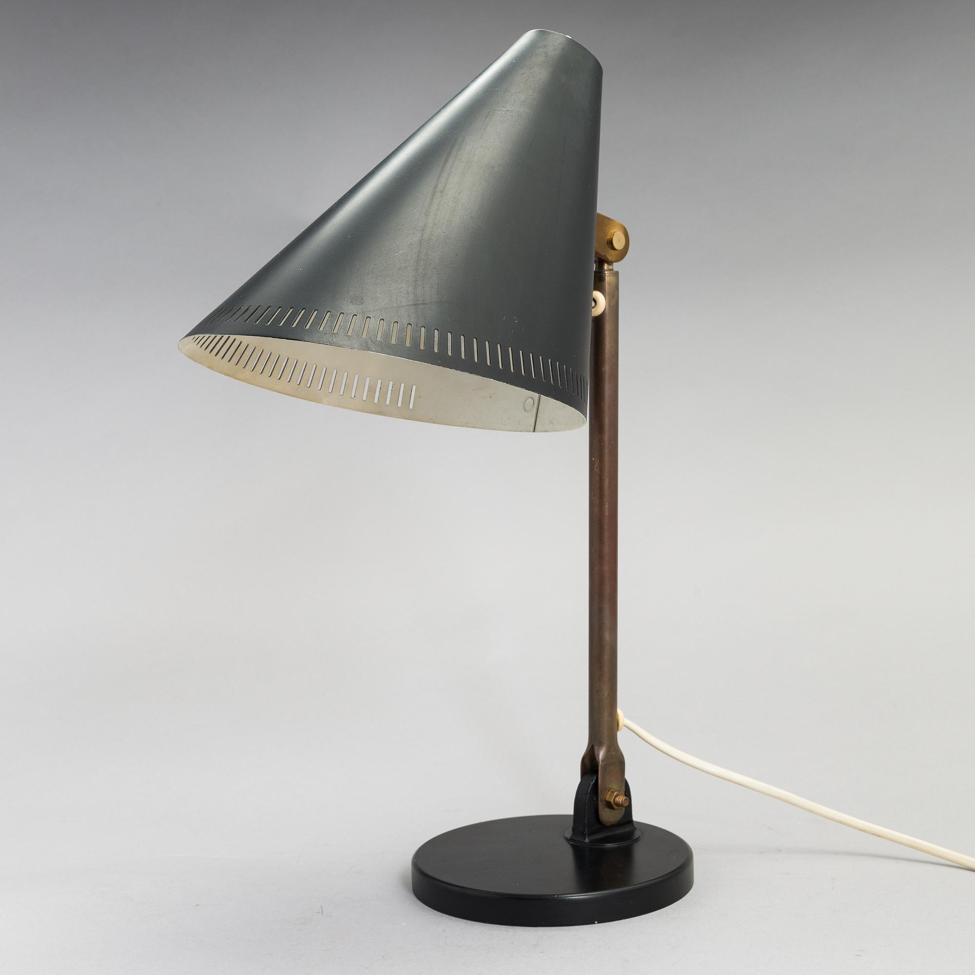 Paavo Tynell, bordslampa, modell 9222, Idman, 1900-talets mitt.