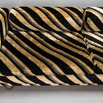 John Homes, sofa 1970s  'Diplomat' for HK Furniture, England.
