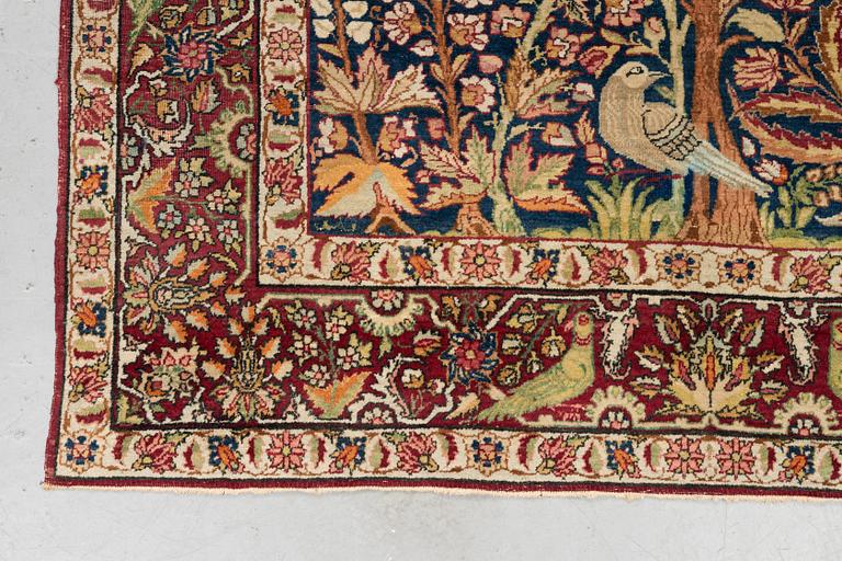 A rug, semi-antique Kerman Laver, ca 213 x 136 cm.