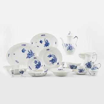 Porcelain service, ca 60 pieces, 'Blue flower', Royal Copenhagen, Denmark.