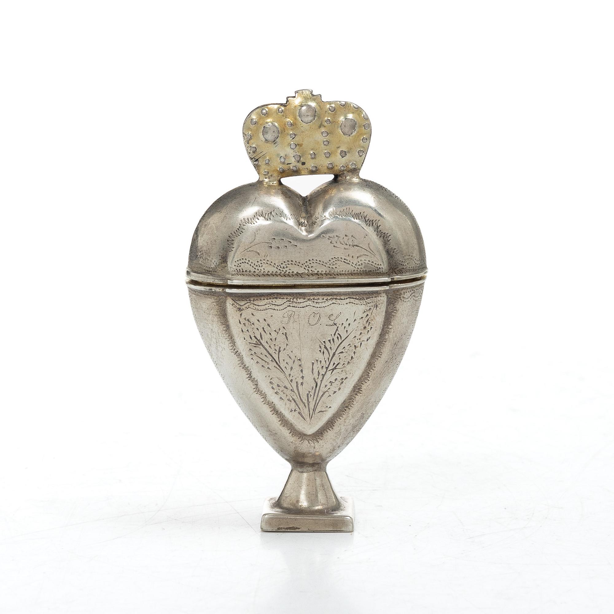 Scent box, silver, possibly mark of Elling Olai Johansen, Stavanger, Norway, 19th century.