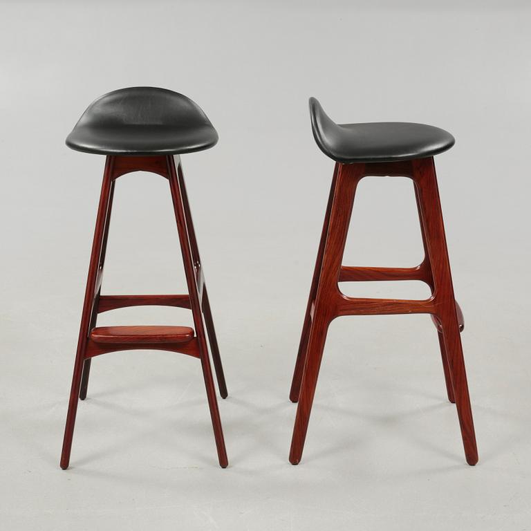 Three "OD61" bar chairs, designed approx 1964 by Erik Buck for Oddense Maskinsnedkeri A-S.