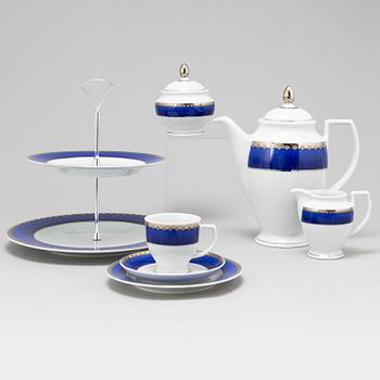 SIGVARD BERNADOTTE, 28 psc porcelaine, 'Christineholm'/'Marianne', Fyrklövern 1999-2000.